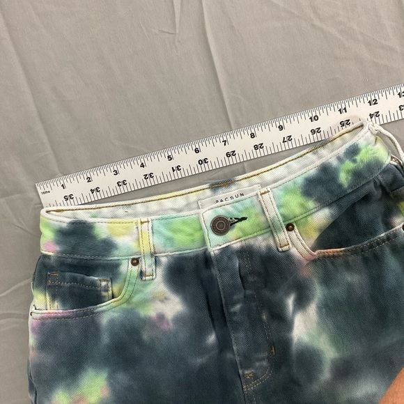 PacSun Shorts Womens 24 High Rise Festival Tie Dye Denim Blue Green Cut Offs - Picture 5 of 10